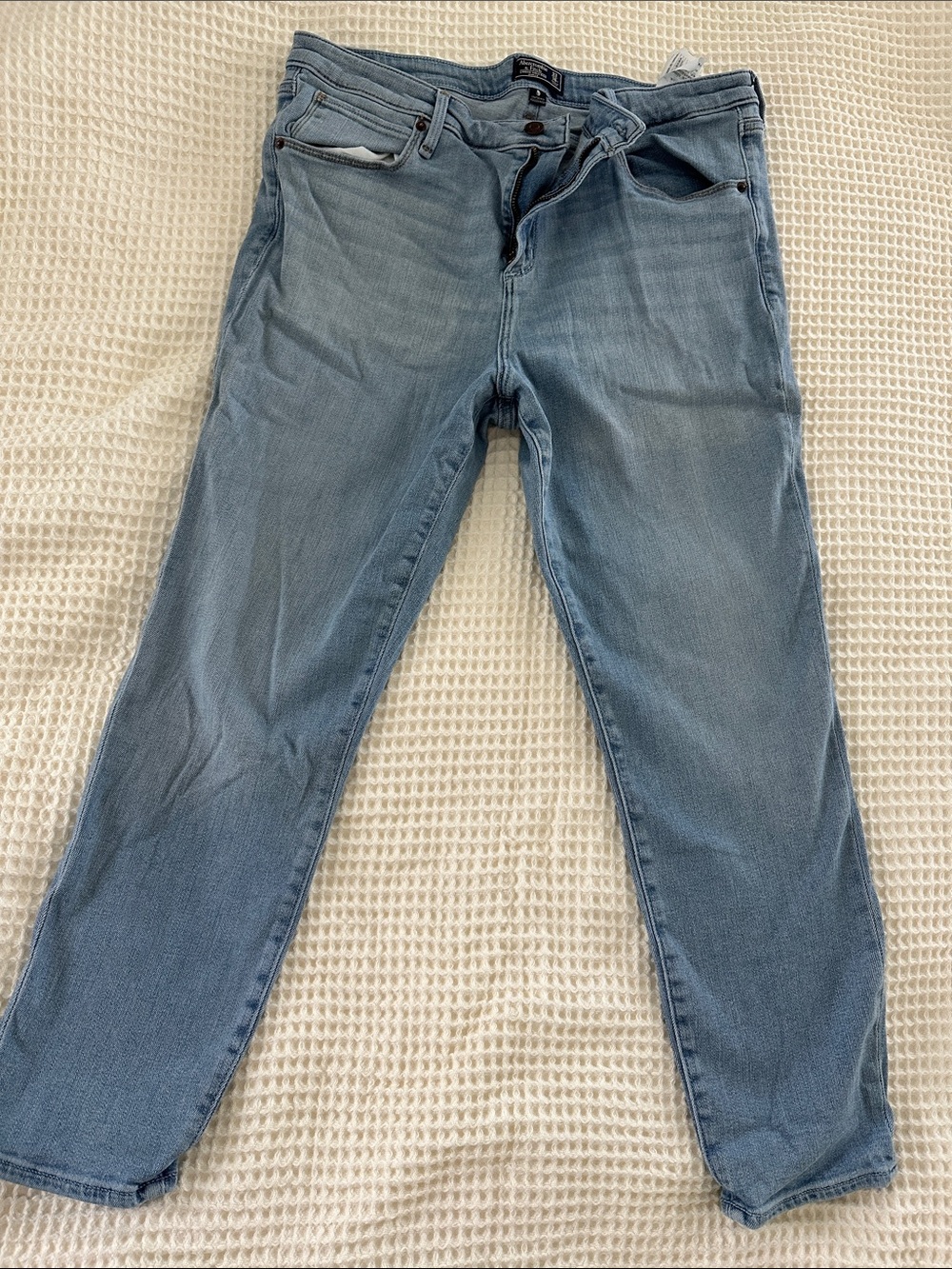 Abercrombie & Fitch Light Wash Boyfriend Jeans